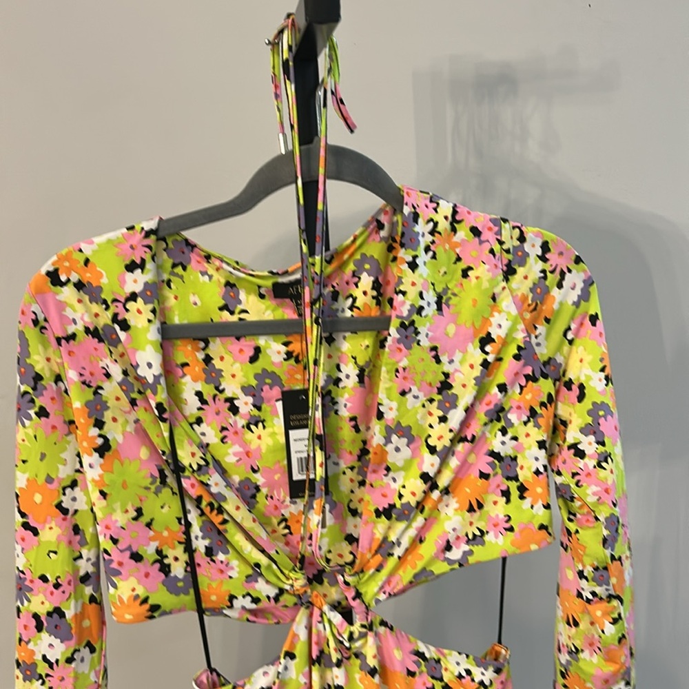 NWT AFRM floral cut out dress size medium - Picture 5 of 6